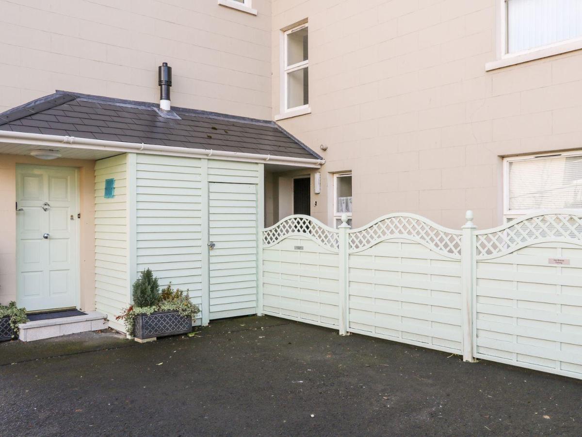 Ferienwohnung Sea Breeze Ballycastle Exterior foto