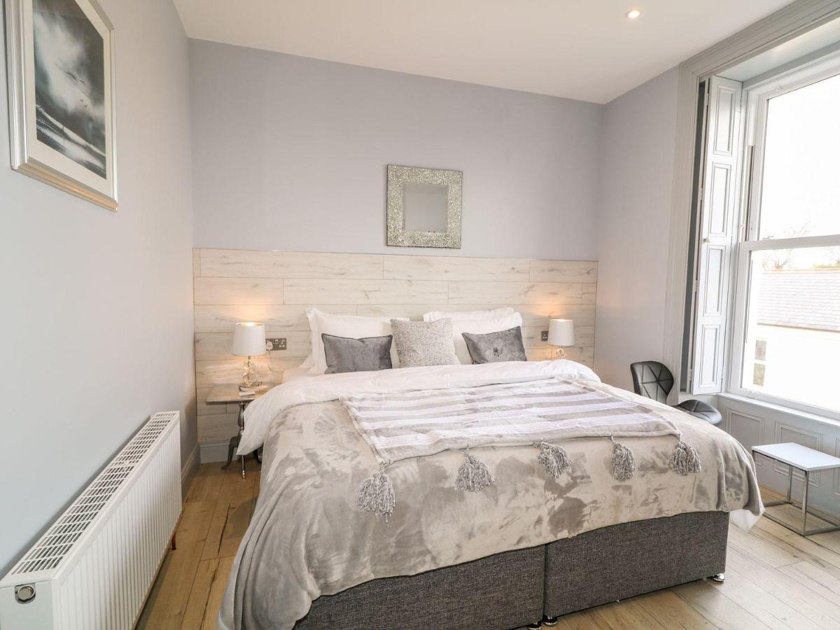 Ferienwohnung Sea Breeze Ballycastle Exterior foto